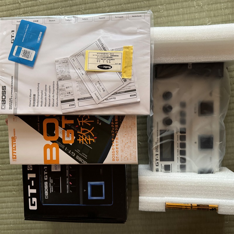 BOSS GT-1-WHの画像